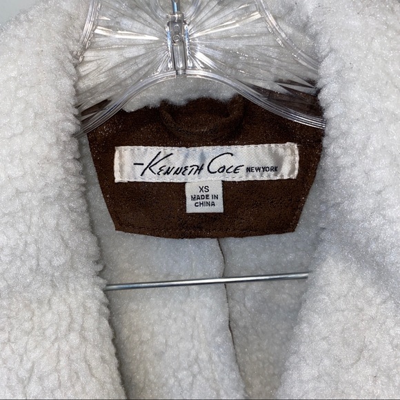 Coat - Picture 4 of 4